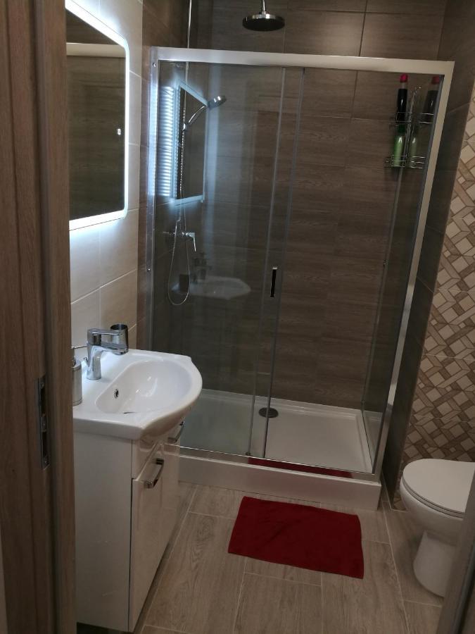 Szafarnia/Sw Barbary 11 Apartment กดัญสก์ ภายนอก รูปภาพ